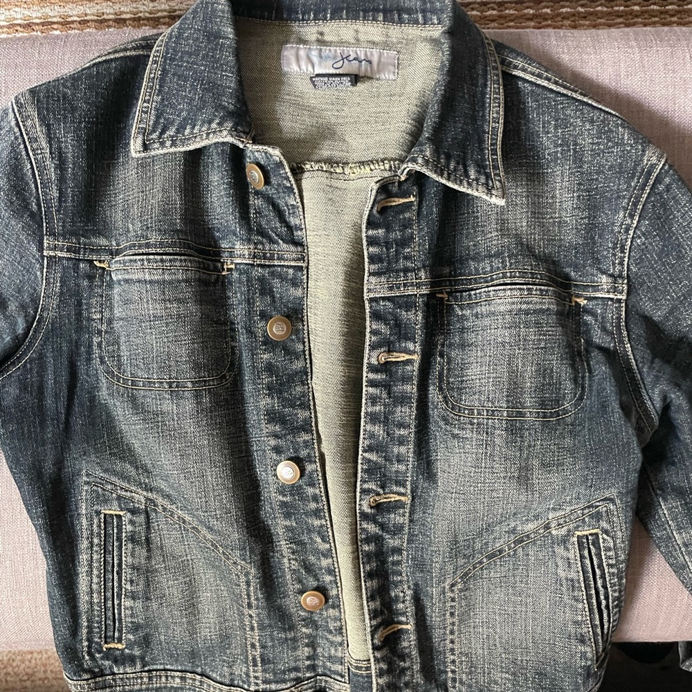 Jean Jacket brand in picture size M